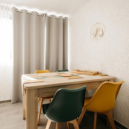Cosy T1, A 10 Minutes A Pieds Des Plages Fréjus Zewnętrze zdjęcie